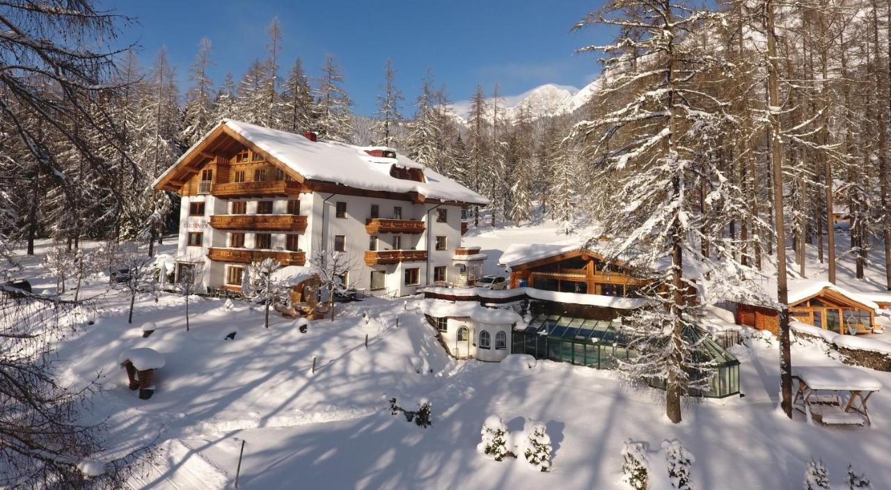 Hotel Laerchenhof Ramsau am Dachstein Exterior photo